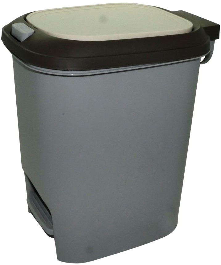 CSY6977-8-15LGRY - Computech-Solutions Gray plastic trash can with a dark lid and a foot pedal on the side (closed).